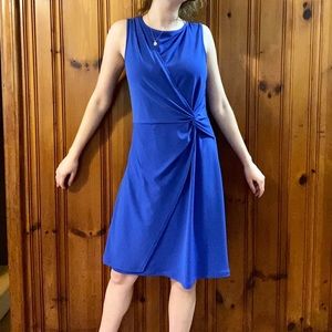 Royal blue midi twist dress 👑